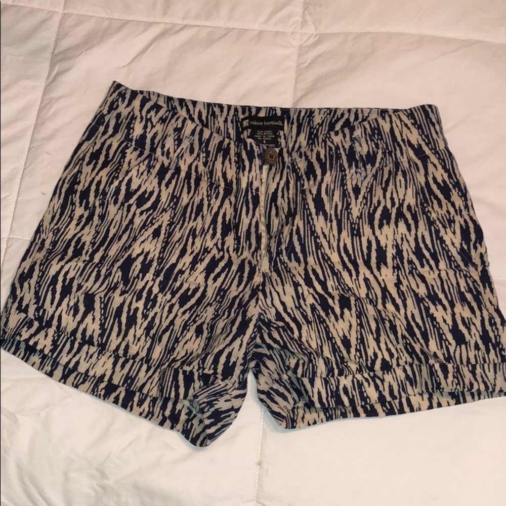 Size 4 Women’s shorts